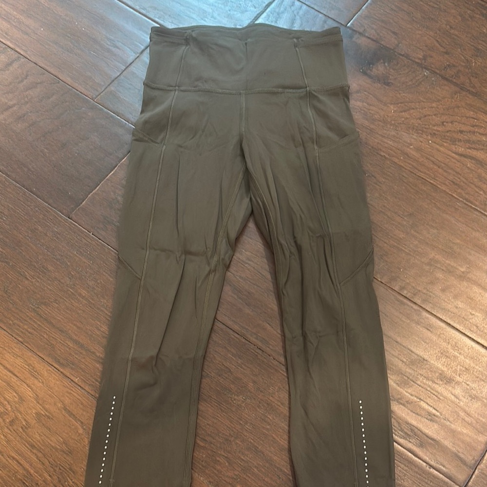 Lululemon Green Crop Leggings